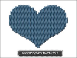 gestricktes-herz-blau